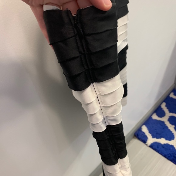 Top - Picture 3 of 4